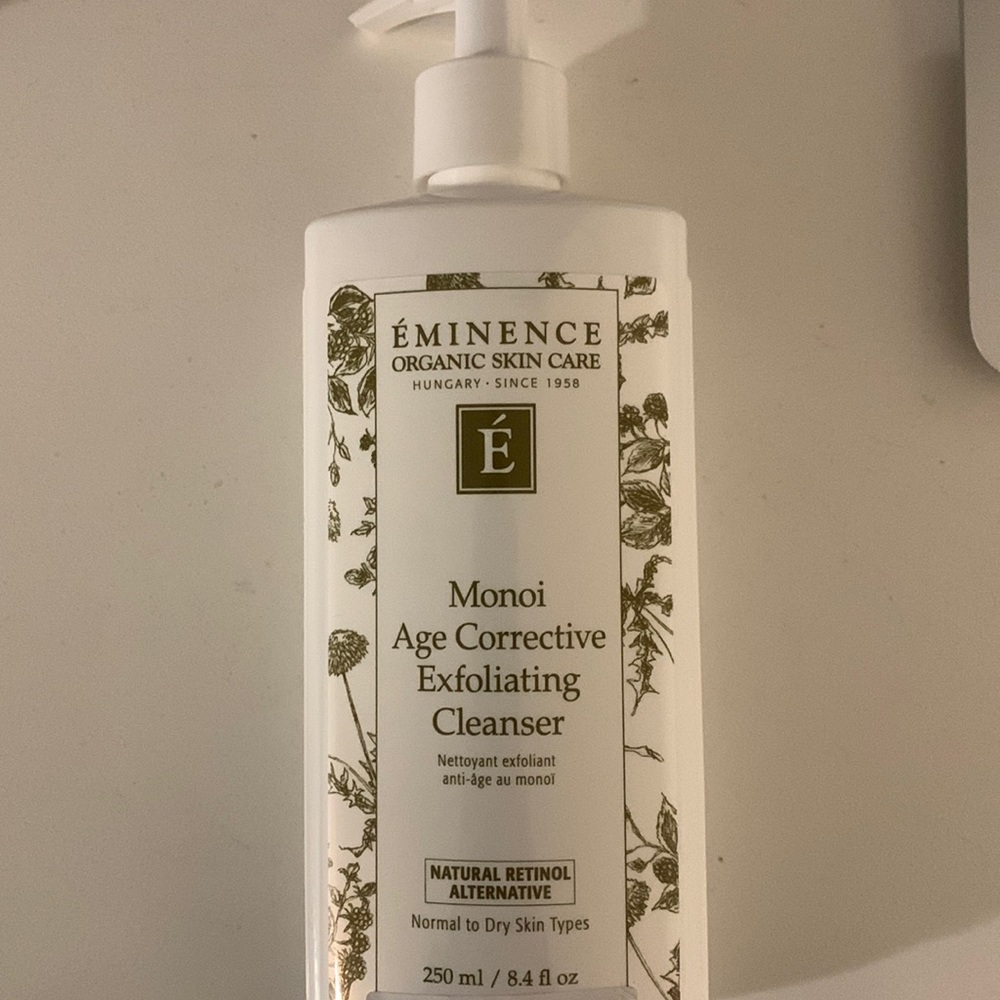 NWOT Eminence Monoi Age Corrective Exfoliating Cleanser